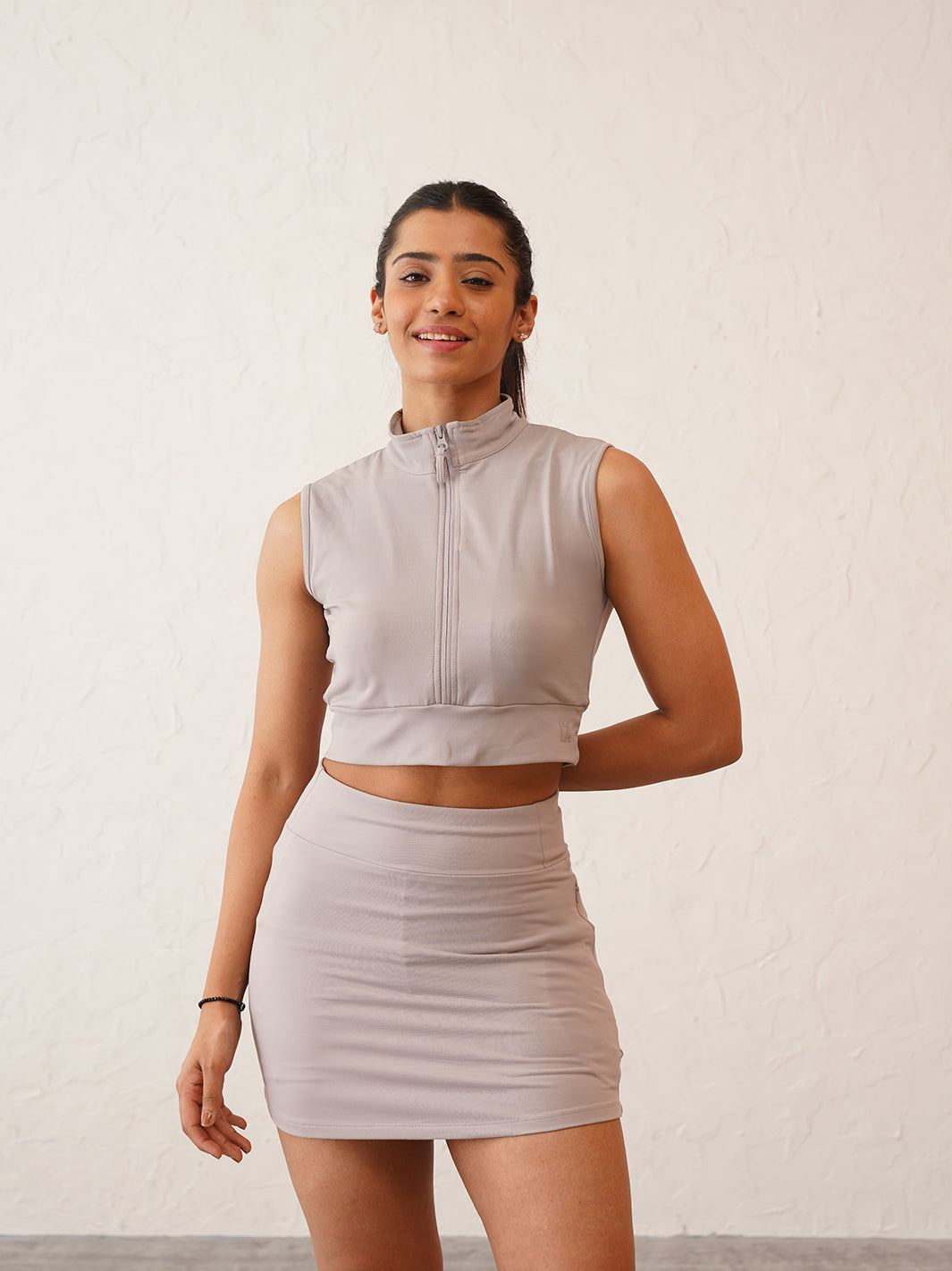 Core Front Zip High-Neck Crop Top (L) | Original Softretch®