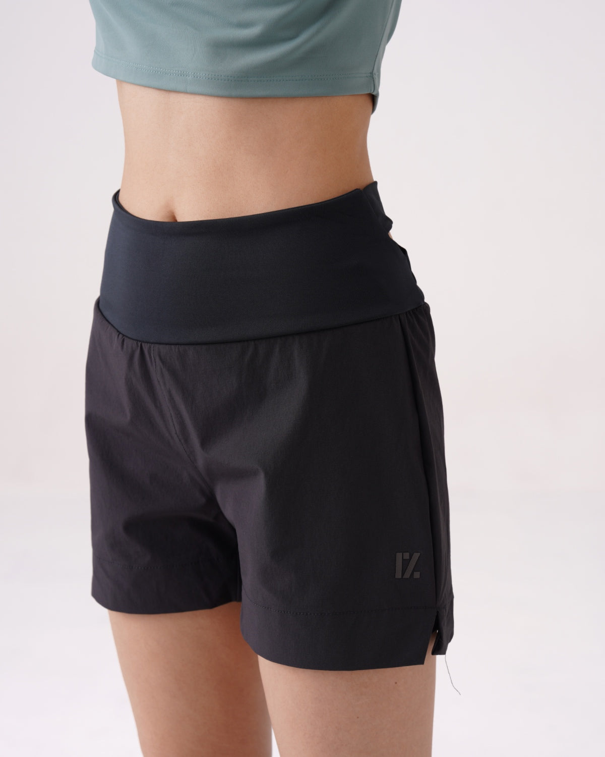Swoosh Crossbelt Shorts (G)