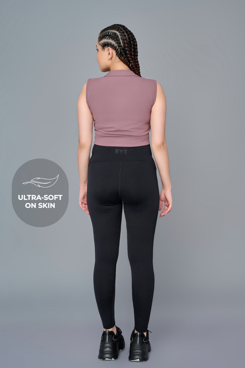 Core Front Zip High-Neck Crop Top (L) | Original Softretch®